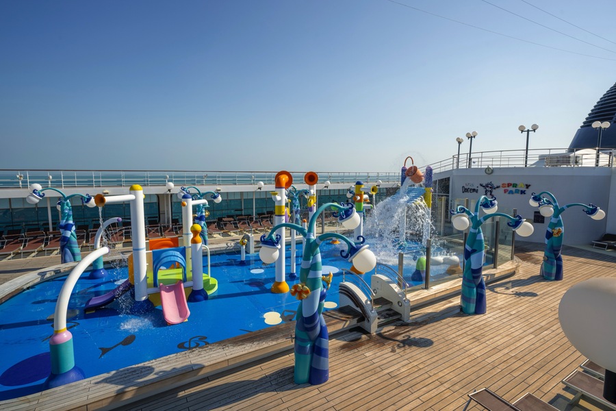 MSC Cruises MSC Opera Le Piscine and Doremi Spray Park 5 ©MSC Rights - Ivan Sarfatti.jpg
